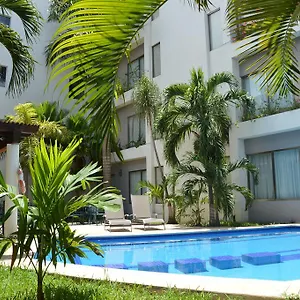 https://ambiance-suites-cancun.quintano-roohotels.com